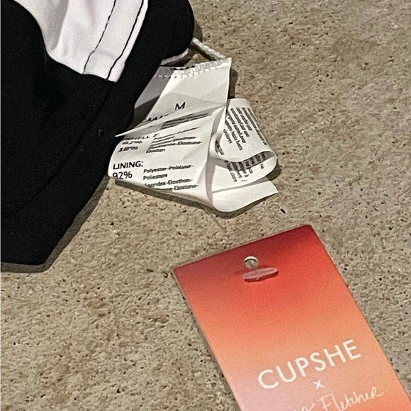 CUPSHE Colorblock Underwire Bikini Top & V-Waist Bottoms Set M NWT - Picture 4 of 5